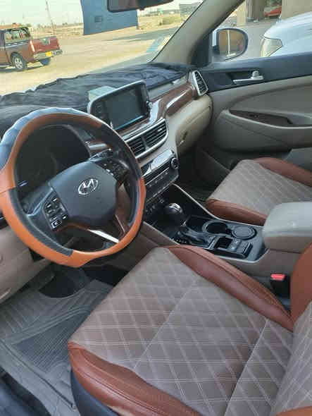 توسان 2020  خليجي
ماشيه 60 الف فقط حقيقي 
رقم قادسية 
فول الفول
كشنات كهربائيه عدد2
بصمة تشغيل +بصمة ابواب
شاشة كبيره بلوتوث+كامره خلفيه دواره
تبريد قطعتين
كلش جديد 
السعر 190 وبيها مجال بسيط
***********
***********
