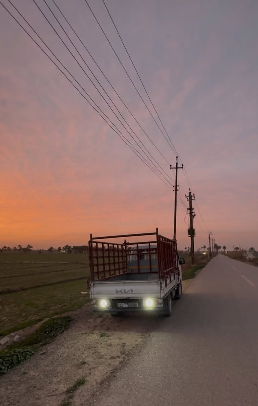 السلام عليكم 
كيا نثيه للبيع موديل 2018
السياره جاهزه تخم تاير جديد 
باتري جديد صدر امامي جديد 
بيها بارد جهت السكن الغد وشبر بل باب فقط 
ولباقي مكفول السعر ١٢٢ وبيها مجال بدون محجر 
العنوان بغداد 
النتصال ***********
