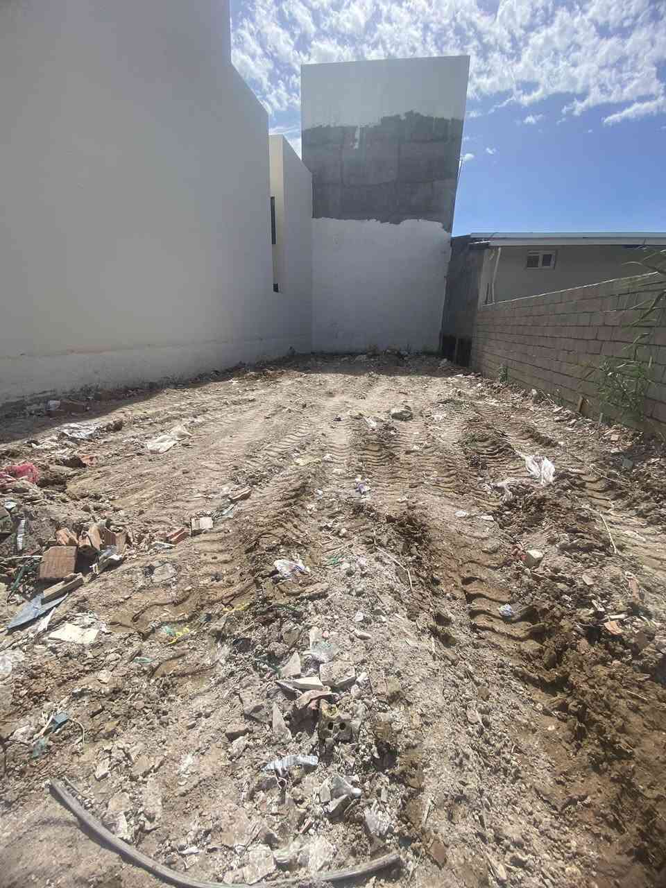 السلام عليكم
يوجد قطعه ارض طابو زراعي لبيع سند 25 في بعقوبه المركز 

شارع الفلاحه خلف معرض حزيره مساحته 200متر الوجه  10 متر ونزال 22 وجعب القطعه 8 ونص كامل الخدمات

للاستفسار اكثر والشارع عرضه 9 متر  الفرع مزدود ويمه بيوت مبنيه 

***********
