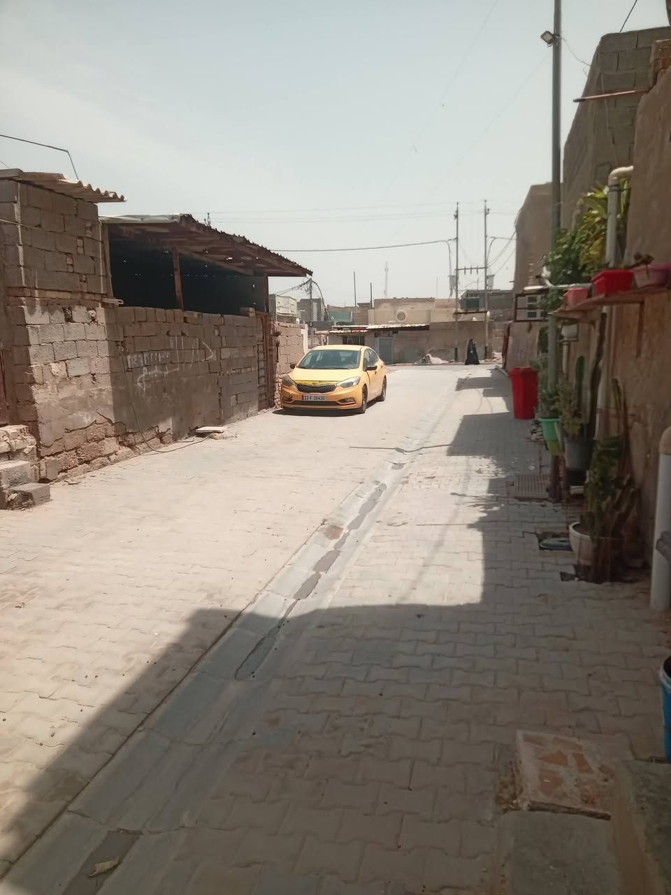 بيت تعبان يعتبر ارض سبع قصور الكراج شارع حزب الدعوة القطعة مربعة للاتصال ***********
