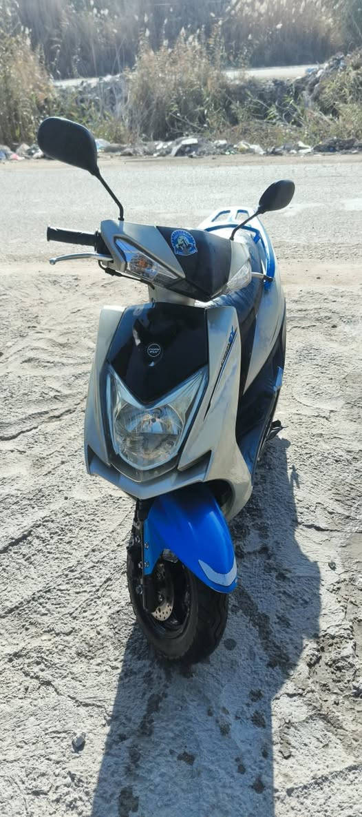 دراجه سكنس شمعه دراجه بلاد ياباني مكينه دراجه كاملة من كل شيء نكره سلف شلعه ومعدل أربع اشاير مانع سرقة بيه تشغيل عن بعد .س500 مكان حي الايمامين***********
