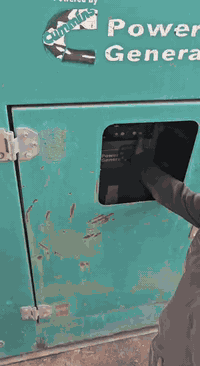 مولده للبيع كمنز ٥٠ كيفي كاتم صفر كاتم جاهزه للبيع شغاله استوها مجفته كله جديد استندره اربعه سلندر سوبر بالعماره مكانها بس الشراي يتصل مكينه بالكيس مال جناي ***********
