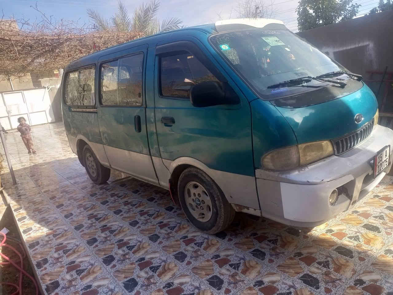 السلام عليكم سياره كيا بريجو موديل 1996  للبيع سياره نظيفه جدا محرك جديد دواخلها نظيف موصله 75  سنويه تنتهي بسنة 2030 للاستفسار الاتصال ‏‪***********‬‏
