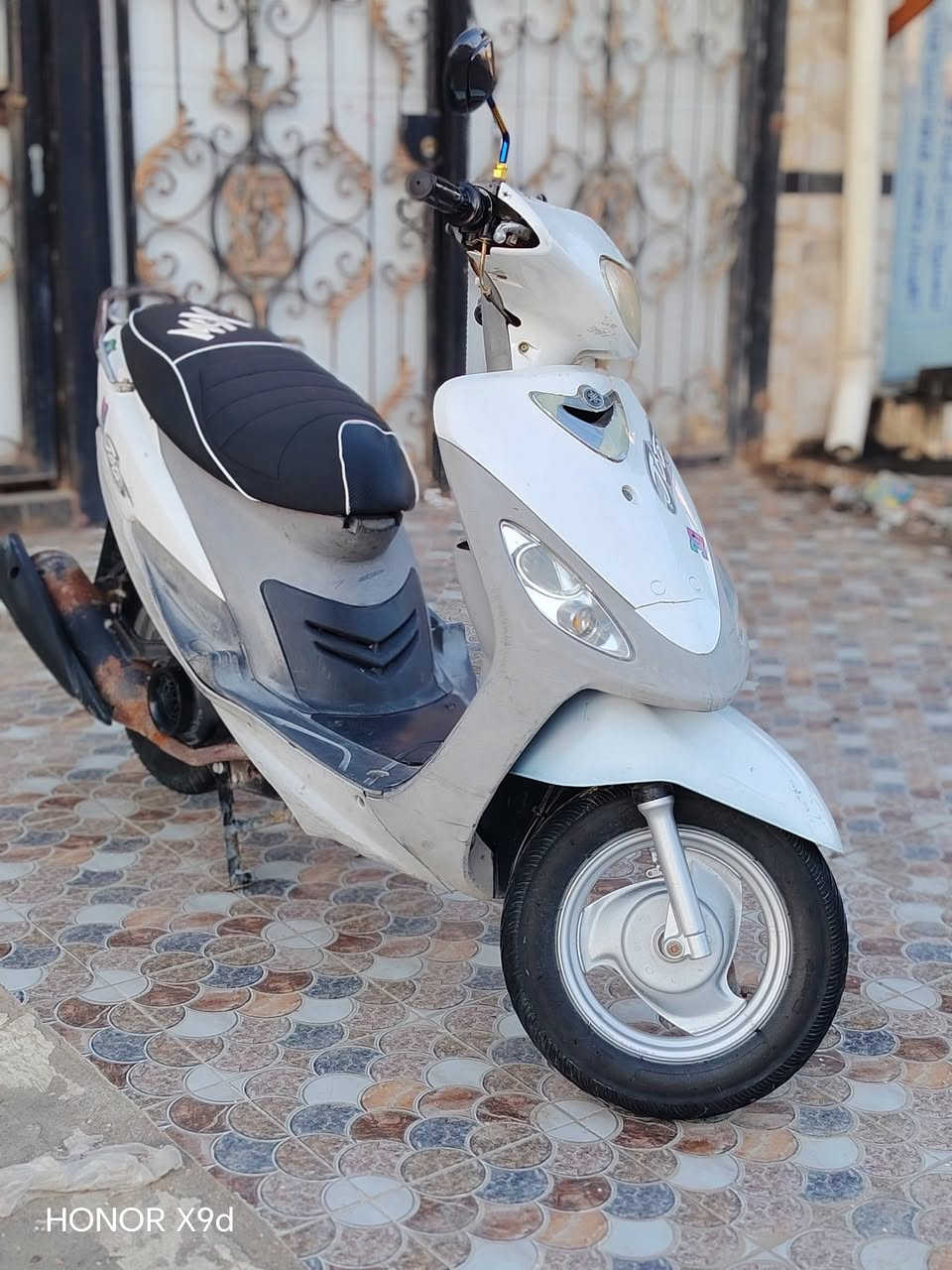 #ماكس منغولي مفتوح ولفات فقط دراجه بلاديه كلها شغل نكره سلف وكله كهربائيات كله شغله كلوبات لايت أمامي بك لايت كفر بلادي ونعومة فول شلعه ومشي شرط شك الكاع 
سعر 500 وبيها مجال *********** مكاني ناصرية مركز
