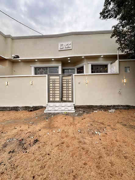 سلام عليكم دار سكن البيع
ابو الخصيب العوجه

شارع المقيمين يبعد عن 

السايدين العوجه تغريبن 300متر

مكون من غرفتين وصالة ومطبخ وديوان

وحمامات داخلي وخارجي 

بناء حديث محد ساكن بيه

وفارق وجاهز السكن 
ومجاري الشط كبل 

ماطور وتانكيات وكيزر كامل 

من كلشي وكل الخدمات متوفره 

طابو زراعي عراقي 

المساحه 130متر

السعر 70وبي مجال بصيط

استفسار اتصل 

***********
