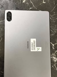 ايباد هونر x8 • شبه جديد • ملحقات كاملة