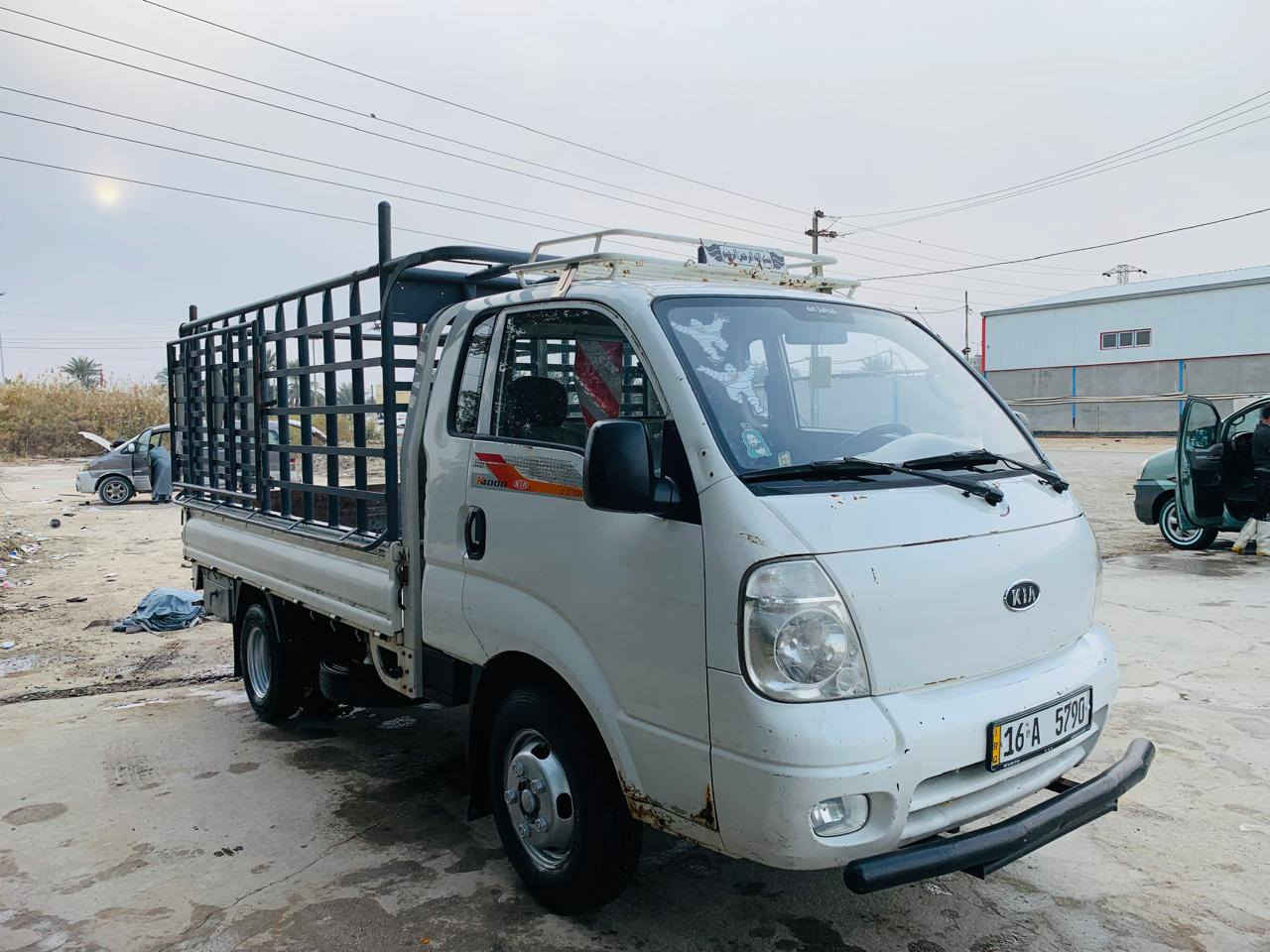 السلام عليكم كيا فحل 2011 رقم قادسية كفالة عامة كلشي بلادي بيها ما متعوبه السياره تخم تأير لاسا  تحويره 14. تانكي 100 السعر 123 وبيها مجال ملاحظة ابيع بدون محجر  *********** اتصال غير متواجد ع الفيس
