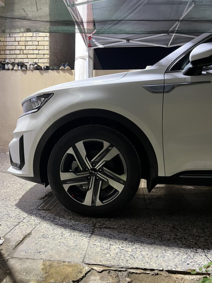 للبيع كيا سورنتو  2022 فول 1/1 موصفات 4X اعلى موصفات
رقم بغداد الدولي بسمي 
ماشيه 27 الف بوضع الزيرو 🧿
كفاله عامه ( لا بارد لا صبغ لا تبديل لا فتح ) 
المواصفات 
تشغيل عن بعد
فور ويل  
5 وضعيات قياده + 3 وضعيات طقوس 
خمس 5 كامرات
كامرات مع الاشاره 
بنوراما
كير ماوس 
بصمة تشغيل وبصمة ابواب
سبعه راكب
كشنات تتدفئة تبريد
 كراسي كهرباء 
وتوصيل usb بالكشنات
مري شفط
حساسات 360 درجة . 12 حساس
شاشة كبيره نفكيشن 
 مانع تصادم
مساعد منحدرات 
اوتو هولد
مانع انزلاق   
تشغيل عن بعد 
شاحن وايرلس
هاند بريك كهربائي 
باب خلفي كهرباء 
اضويه امامي زنون LED
اضويه خلفيه LED
كشافات LED
نظام GPS+خرائط

السعر 31.500 

لاستفسار *********** مكان بغداد
