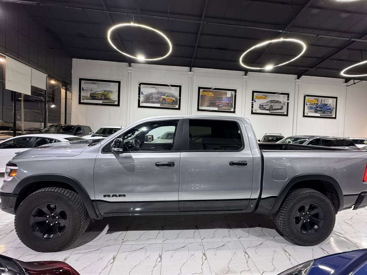 ر ا م  ريبل
مويل 2024
عام صبغ 
محرك  8 سلندر
فور ويل
مواصفات فول فول معدا فتحا
رقم شاصي عل منشور
عنوان اربيل

 سعر 275 مجال

***********
***********
