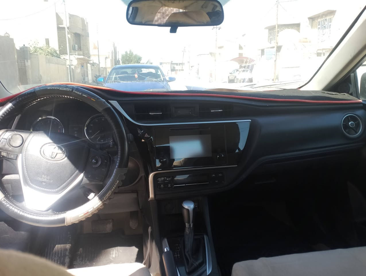 سلام عليكم كورله موديل 19وارد امريكي  السعر  95 بيهة مجال المكان الكوت  الرقم ***********
