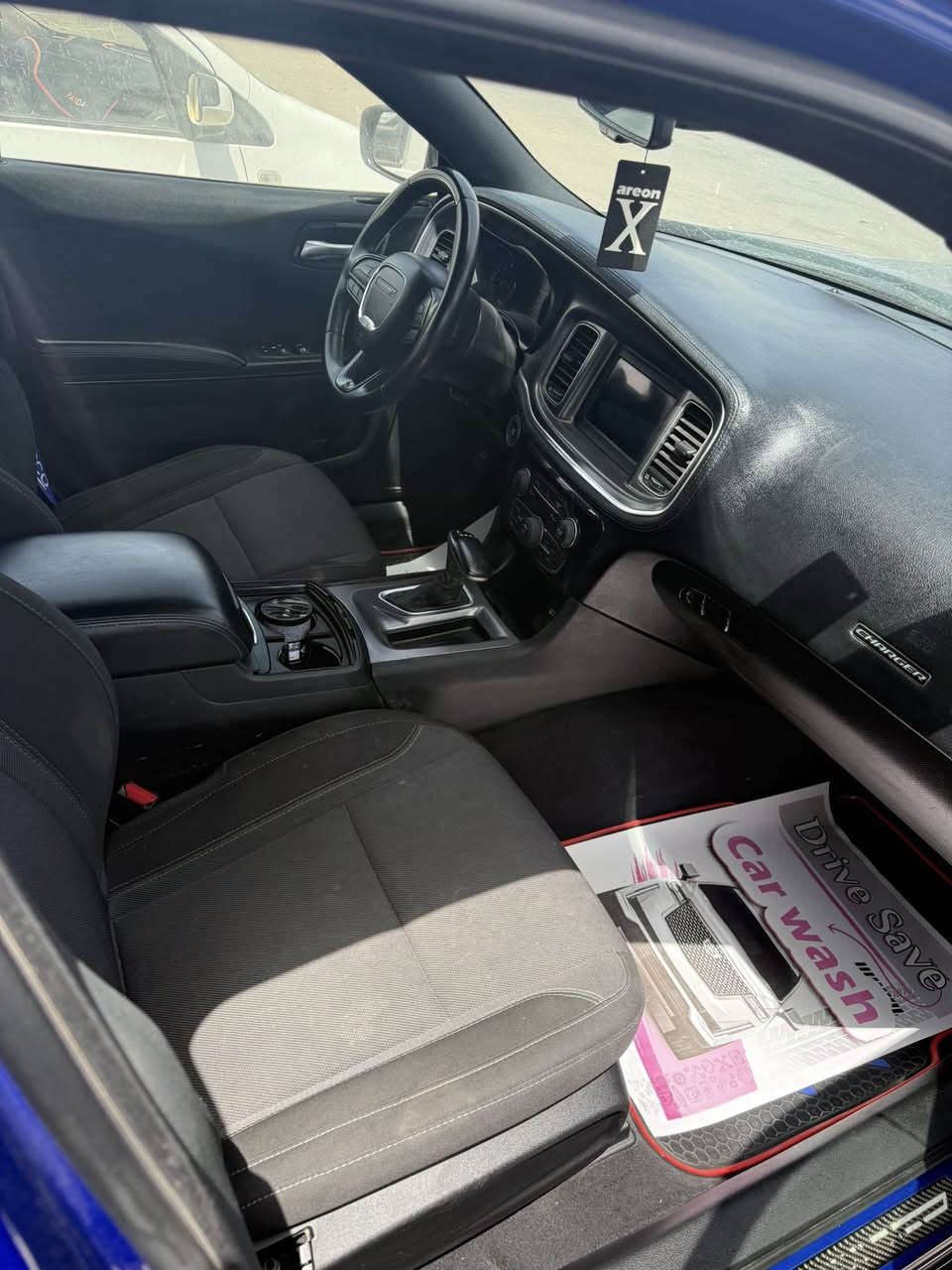السلام عليكم
سياره جارجر 
موديل ٢٠٢٢
حادثها جاملغ وبنيد 
رقمها بغداد 
مكان بغداد 
للاستفسار وات ساب 
***********
