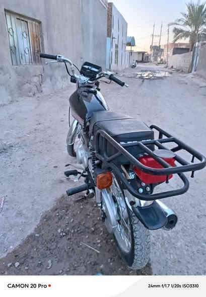 سلام عليكم... دراجه نامه شلامجه شاصي 23 مكينه مكينه 25 دراجه نضيفه مكفوله
السعر 625 وبيهه مجال حك الجيه الرقم.  ***********
