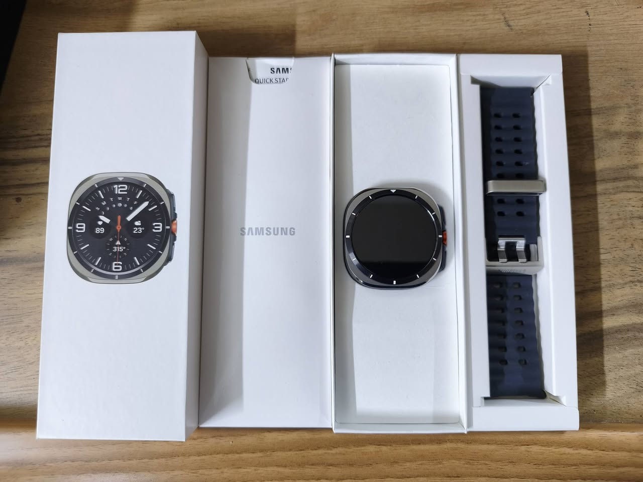 ساعة سامسونك كالكسي وتش الترا 2024 حجم 47 للبيع نظافة 100 ٪ استخدام اقل الأسبوع ..السعر ٣٨٠ الف ..بغداد الاعظمية
تواصل واتس اب ***********
