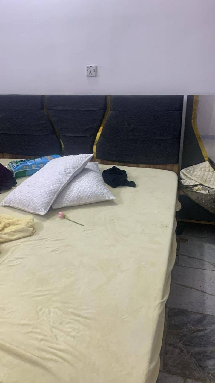 غرفه تركيه للبيع بيها ضرار السعر ٢٧٥  وبيهه مجال بسيط مكانه بغداد الثعالبع


**إذا كنت صاحب هذا الإعلان وتريد حذفه لأي سبب، رجاءا أرسل رسالة إلى الدعم الفني**