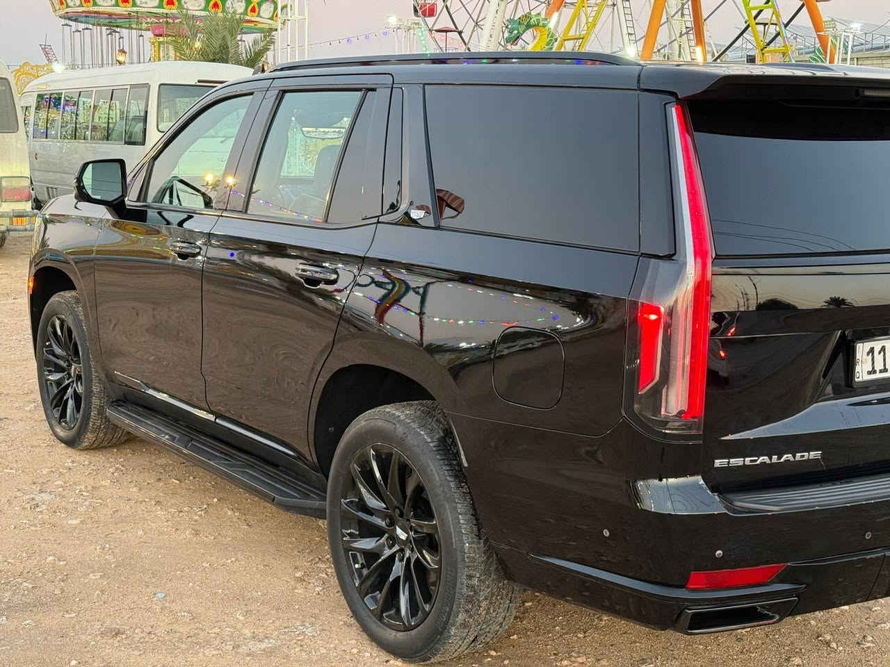 كاديلاك اسكاليد  2021   SPORT PLATINUM 
وارد امريكي 
مغلف PPF
مكفولة كفالة عامة 
گير محرك بشرت مامفتوح 
المواصفات 
36 سماعة
سقف شاموا
كشن مساج
تشغيل عن بعد  
٣شاشه
‏‎5 كاميرات
‏‎5 بصمات
فور ويل
كشن رجاج 
داتا شو 
بانوراما 
لايت زنون عالي ناصي ٥ عدسات
‏‎4 شاشات بالدشبول والسقف والكشنات
تحكم بريك 
جنطه ذكيه جلاق
رادار تحديد مسار
رادار خلفي
رادار امامي 
رادار جانبي 
كشن تدفئة وتبريد سايق وراكب
كشنات امامية تدليك
كشنات خلفية تدفئة
مري شفط 
اشارة بداخل المراية
كشنات جلد 
كشنات خلفية منفصل VIP
علامة كاديلاك ضوئية بالدعامية الخلفية
الكشنات كهرباء 
ذاكرة ميموري ستيرن وكشن
قاصه 
ويل ٢٢ 
ماشيه 58
وبعد بيه مواصفات هواي سياره 
 سياره أحلا من صور بهواي 
مكان سياره بابل 
الاستفسار 
***********
