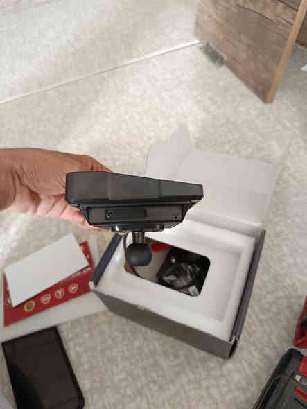 سلام عليكم 
من رخصت الدمن 
شاشه كار بلي جوكر ترهم على كل الدراجات غير مستغدمه ضد الماء
جنط زوج مال بيم اصلي وكاله  Gs.  وتكدر ترهمهن على ايدراجه غير مستغدم  ***********واخادم للطيبين
