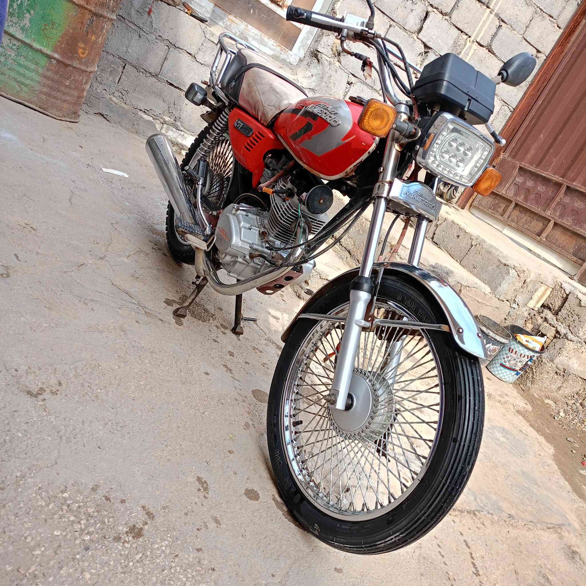 سلام عليكم دراجه نامه مكينه برغي مامفتوح بيه اي ربع ماتصرف عليه ليتات اشاير كله شغال مكينه ناعمه اوراق كامله السعر 500او بيه مجال 
مكاني بابل جسر بته هذا رقمي ***********
