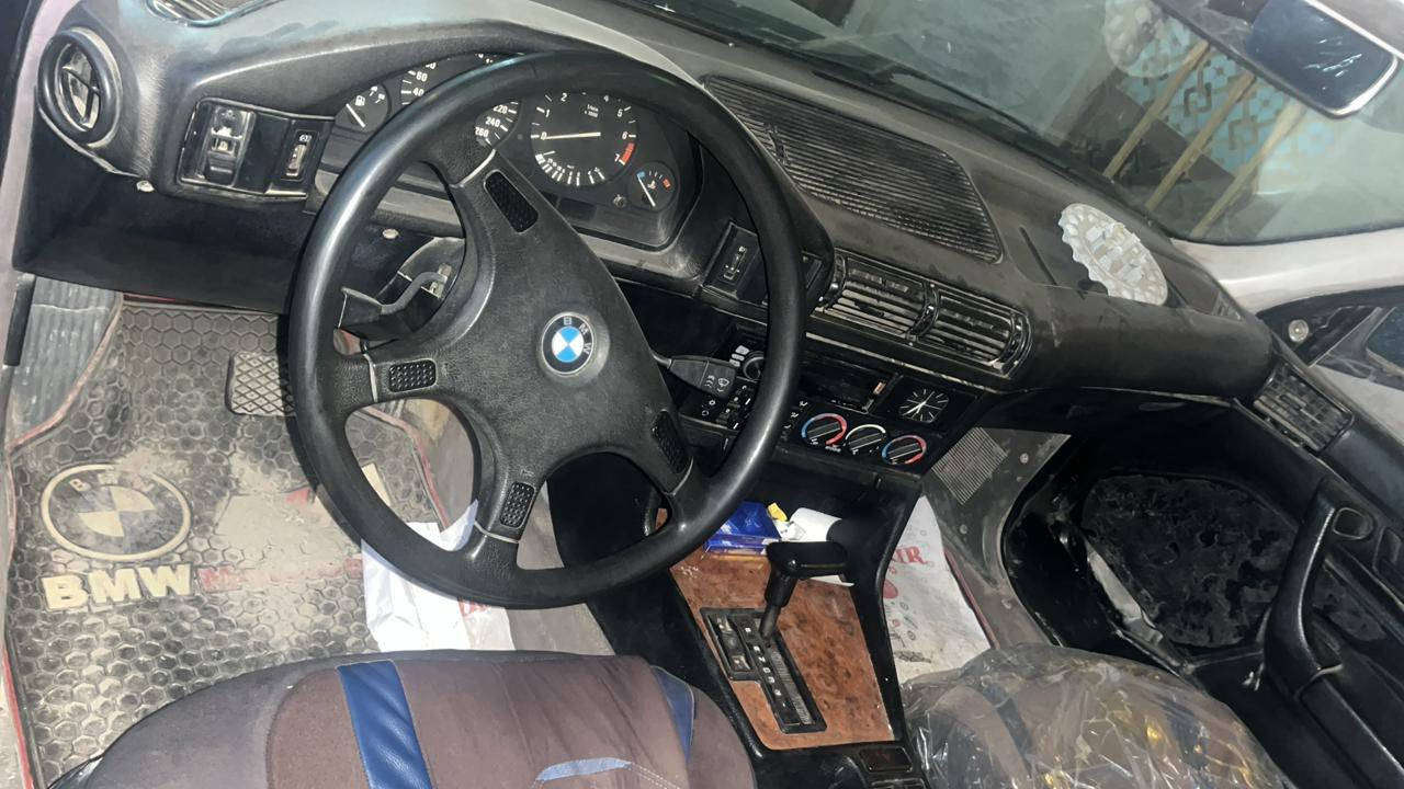 إسلام عليكم ٥٢٥ اصل سنويه وبليته مكينه مفتوح وار يابان بدون فتحه سياره بيها الكير ٣ نمر فقط كنترول فقط مكينه حلوه وكيرها مابيه شي فقط كنترول  رقم انبار تحويل مباشر الويل مبدل مونفس الي بصوره تخم تاير غرفتها حلوه صبغتها حلوه مابيها حادث قوي كهربائيات كلها شغاله بيها بدايه خياس بدوسات للبيع السعر ٣٧ بيها مجال 
لتواصل خاص أو واتساب أو اتصال 
***********
