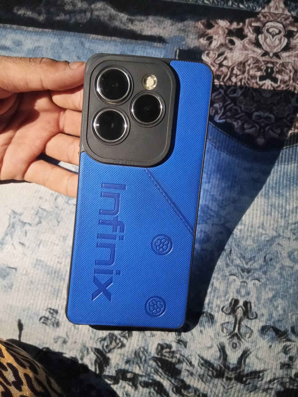 السلام عليكم جهاز للبيع انفنكس هوت 40برو الجهاز امانة الله مكفولة ماعدا الشخط ال بلكامرة بس ما مأثر سعر 130 وبي مجال


**إذا كنت صاحب هذا الإعلان وتريد حذفه لأي سبب، رجاءا أرسل رسالة إلى الدعم الفني**