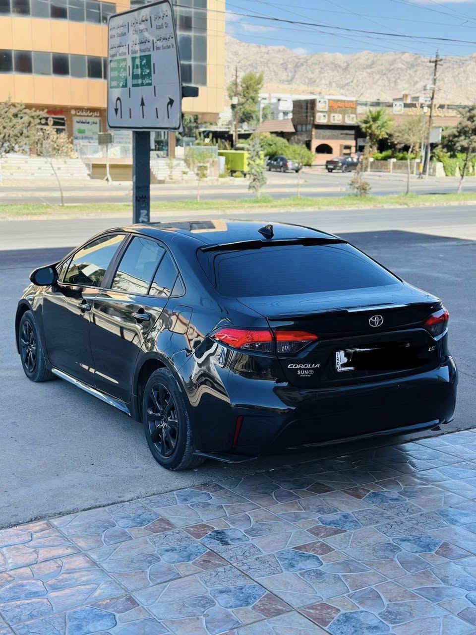 كورلا ٢٢ رقم شمالي تحويل مضمون مواصفاتle محرك ١٨٠٠
شاشه كامره رادار تحديد مسار ماشيه ٤٣ الف بيها تبديل جاملغ وبنيد السعر١٣٥ وبي مجال للاتصال *********** مكان السياره بغداد
