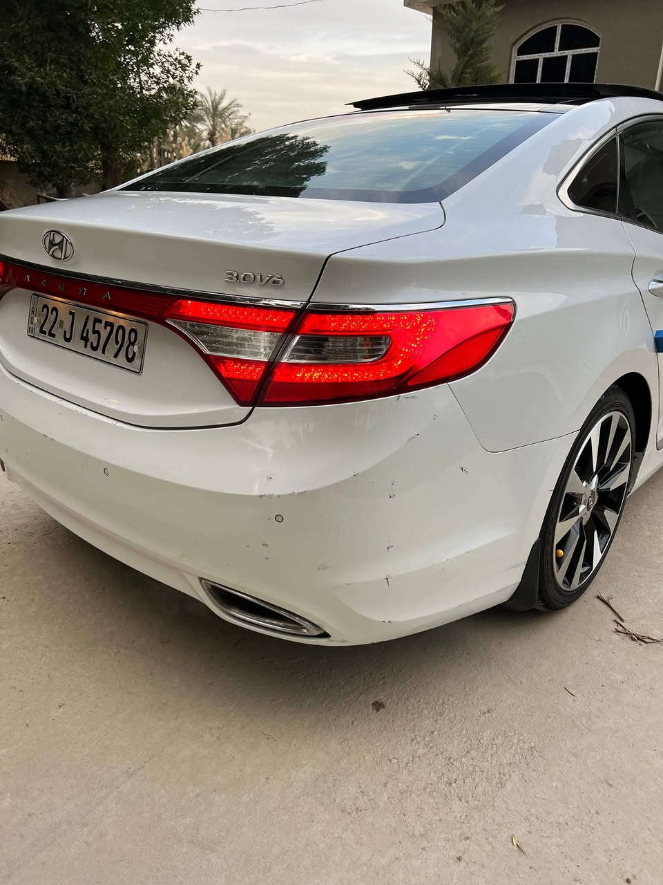 السلام عليكم ورحمة الله وبركاته ..........اللا عشاق جديد ول نضيف فقط.........
هونداي ازيره  خليجي موديل 2014 خليجي موصفات Vip فول الفول اعله فئه ...؟رقم اربيل   جديد هزه وسنويه تحويل جديد الحد ال 2030 
وكاله تحويل اني حاضر ........
 مكينه 6 سلندر  كفاله  لا تنقيص ولا تبخير 
سياره كفاله عامه  من فتح وتبديل  شرط سونار سياره جاهزه من مكينه وكير وحداديه وتخم تاير تبريد غرفه جديده الف ماذب عليه  
سياره نضافته 💯 بل 💯 جكد ما توقع نضيفه وجاهزه 
موصفات السياره
بجم كله زنون  
بصمه ابواب وتشغيل 
بانوراما طكتين 
كشنات جلد 
تدفئه تبريد كشنات 
قطعتين تبريد 
تحكم كشنات منفصل بل ابواب 
شاشه كبيره بلادي 
تحكم  بيانو 
هند بريك بصمه 
برده خلفيه كهربائيه 
بردات جانبيه خلفيه 
مري شفط نظام ترحيب 
عنده تقرب ناره داخليه 
فتح صندوق ذكي 
تحكم جام اتو ......
لدات امامي خلفي وبلو جكتور لد ..................................
لايت زنون عالي ناصي 
حساس امامي خلفي 
تحكم ستيرن كهربائي 
سترين كرهبائي + ذكي 
كشن ذكي 
نظام اصوات انفنتي 
لد مري جانبي 
اناره داخليه بلادي 
مري قلاب 
زراكات اماميه 
جرس بل 120 
حساس خلفي امامي 
يدات نيكل إشارات ترحيب جانبي ..........................
دمام خلفي كولتي عالي 
دبل كزوو خلفي 
ويل كب 19 كرؤم......
سياره جديده بمعنه الكلمه ماشيه  160حقيقي 
----------------------------------------------------------------------------
السعر  140 وبيه مجال كلش بسيط  .....مكان سياره بابل  ‏‪***********
وتساب 👉*********** 
----------------------------------------
