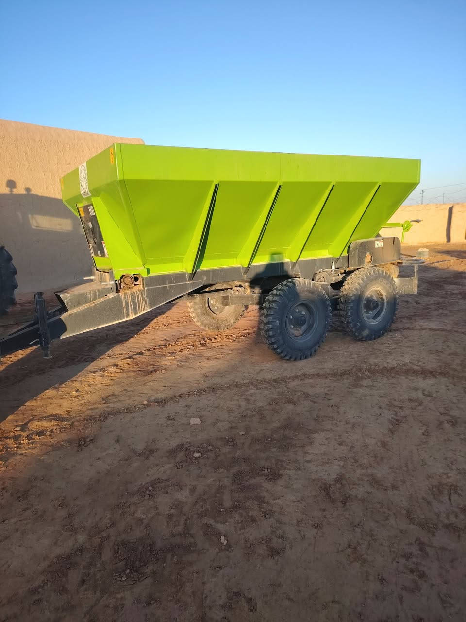 عربانة دمن للبيع جديدة مكان ديالى للستفسار الرقم ***********
