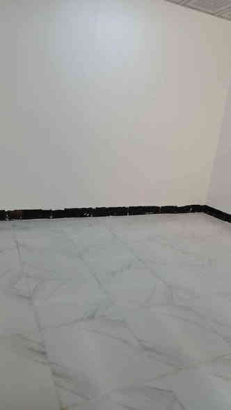 الســلام عليــكم /يعلن مكتب النور العقار عمود262
🔵يوجد بيت بمساحه 50 m

  طابو زراعي 

🔵بناء اساس وسقف صب مركزي +طابوك +سيراميك 

🔴ملاحضه البيت تسليم مباشر  

🔵خدمات ماء كهرباء مدارس سوق مراكز طبيه 

بناء حديث ودرجه أولى جاهز للسكن 

بسعر19💲 وبيه مجال  يحتوي البيت عله غرفه وصاله ومطبخ وحمام
 موقع مميز مقابل ملحق قريه الغدير عمود  

للستفسار اتصال او واتساب 
‏‪***********
اتصال
