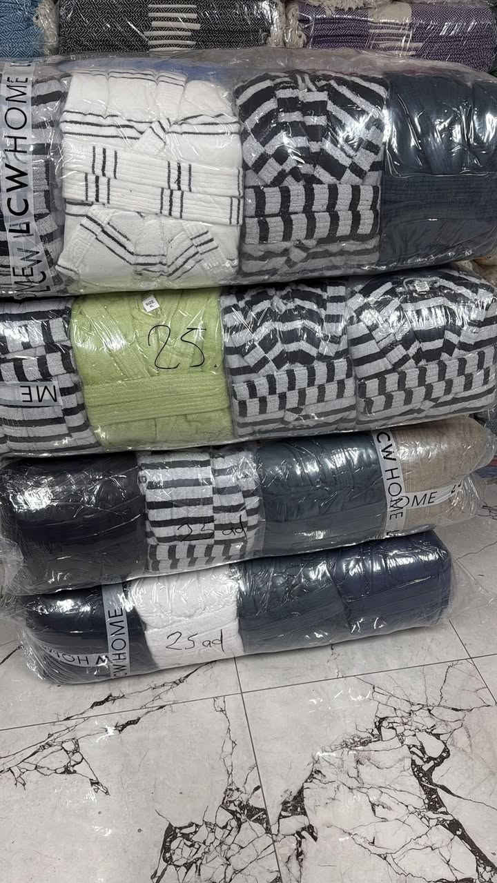 السلام عليكم بيع بالجمله شراشف خاوليات وجوه مخاد برانص البيع بالجمله 300قطعه فما فوق المنشا تركي وانكليزي  الماركات هيا

🏠 English Home

Karaca

LC Waikiki

Madame Coco
الخامه درجه اولى للتواصل على الصفحه الرئيسيه


**إذا كنت صاحب هذا الإعلان وتريد حذفه لأي سبب، رجاءا أرسل رسالة إلى الدعم الفني**