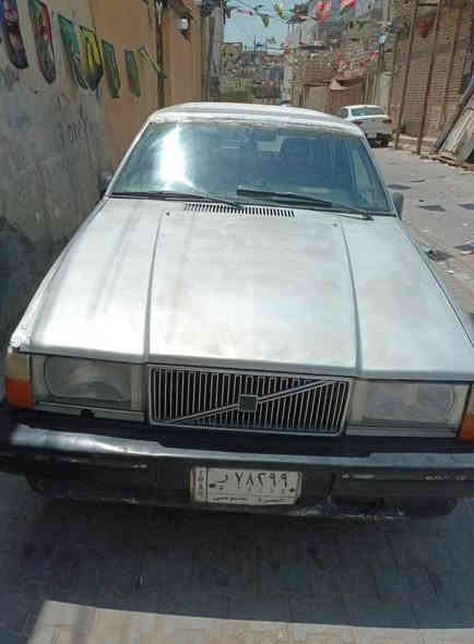 فولفو موديل 88
محرك ونجي اوكير نضيفات كهربائيات نضيفه 
*********** السعر 32 بيها مجال الطبين
السياره الحمدلله  تمشي الحال او عندي بيها خط
