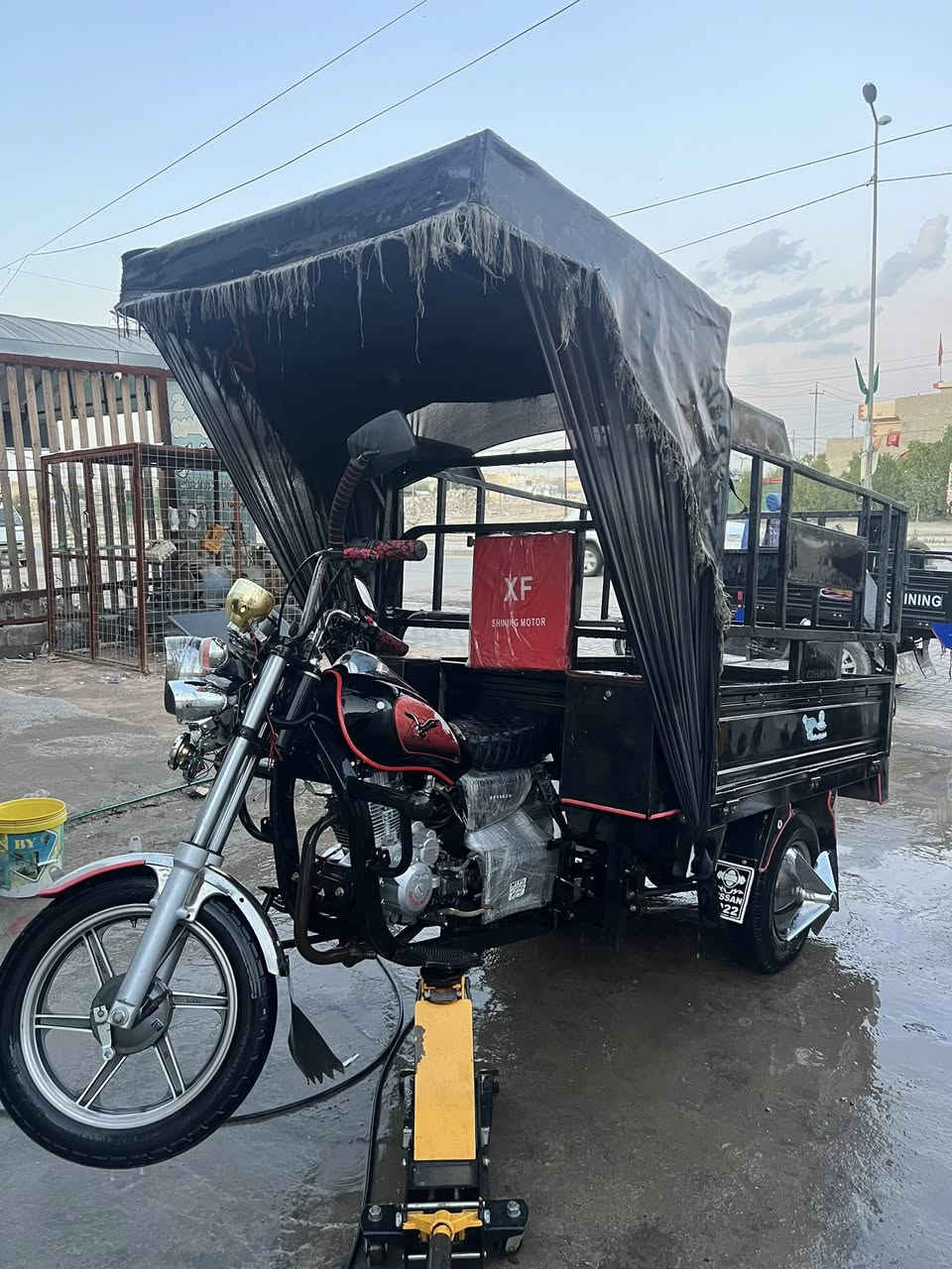 السلام عليكم موديل 2025 كفاله عامه اوراق كامله بليته ومنفيس كامله تخم تاير جديد ركبه مكفوله السعر 1950 مكاني بغداد ***********
