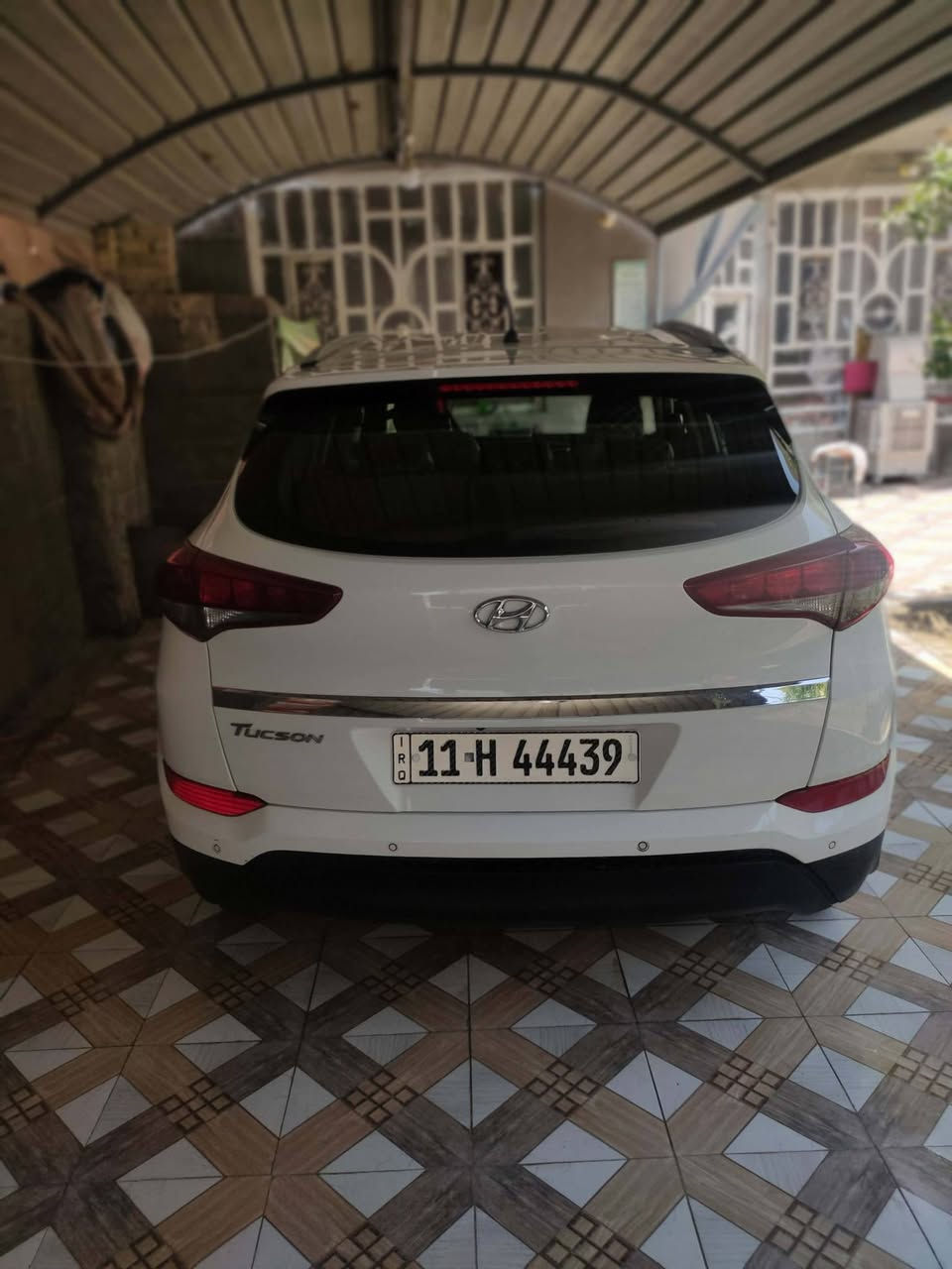 سلام عليكم
سياره توسان لون ابيض سياره نظيفه مكفوله من كلشي موديل  18رقم مميزه محرك نظيف ماشيه 115 السعر 195 وبيها مجال
وهذا رقم واي استفسار
***********
***********
