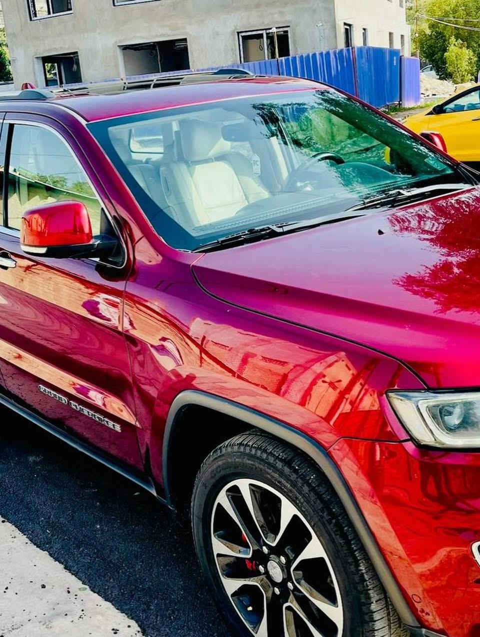 ((تابع الصفحه)) سيارات جديدة يوميًا📢📢

✅رقم بغداد __ عداد المسافه __ 80 الف
✅جيب گراند شيروكي ٢٠١٧ ليمتد خليجي 

✅جديد فول فول مواصفات 👌

((بدون ضرر فقط بارد بدون صبغ ))

🟣فتحة بانوراما 
🟣حساسات امامي خلفي
🟣الكاميرا الخلفيه 
🟣مستشعر وقوف 
🟣تدفئه المقاعد 
🟣تبريد المقاعد 
🟣الكشنات خزن 
🟣تدفئه تبريد مقود السيارة 

🟣مرايا جانبيه كهربائية شفط 
🟣توقف ذاتي 
🟣توقف التشغيل في الازدحامات ذاتي
🟣تثبيت سرعه 
🟣لايت زينول
🟣سيستم صوت دمام 
🟣صندوك كهربائي شفط
🟣تشغيل عن بعد 
🟣شاشه كبيره مع شاشات خلفية بلادي من الشركة
🟣التنبيه عند مغادره المسار 
🟣مانع انزلاق 
🟣اوتو بارك
🟣هواي مواصفات  

العنوان 📍بغداد __ الكرخ

للتواصل ☎️ ***********

للسعر 🟥  اكتب  ( تم
