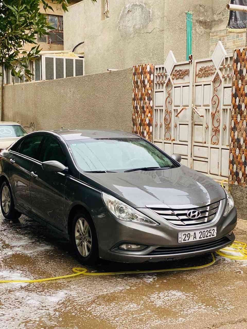 السلام عليكم سوناتة 2012 وراد أمريكي رقم واسط انكليزي بأسمي سيارة حادثهة جاملغ وبنيد بدون تبديل محرك جي دي اي ***********
