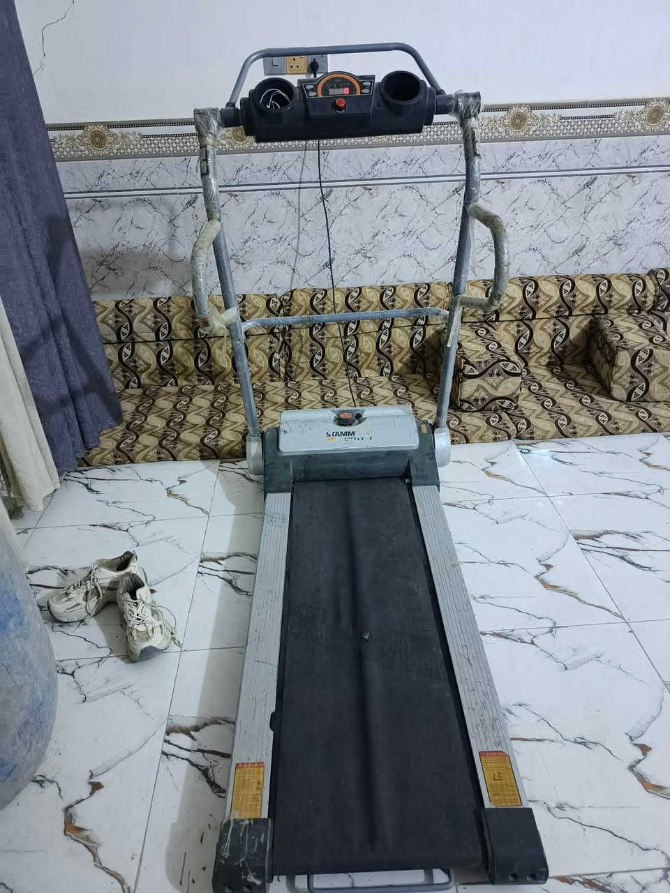 جهاز جري للبيع سعر ١٥٠ قرب سجن الصلاح***********

