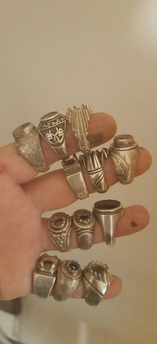 12 قالب صياغات ثقيله وزن الكل 175 غرام سعر الغرام 3500 نهائي موقعنا بغداد يوجد توصيل حسب الاتفاق


**إذا كنت صاحب هذا الإعلان وتريد حذفه لأي سبب، رجاءا أرسل رسالة إلى الدعم الفني**