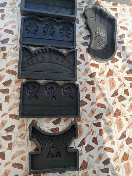 يتوفر لدينا قوالب شتايكر حدائق للبيع  في الرمادي 

جديد سلكون مطاط 8 اشكال من كل شكل 3 قطع عدد الكل 23 قطعة 

سعر الكل  450 الف 

***********
