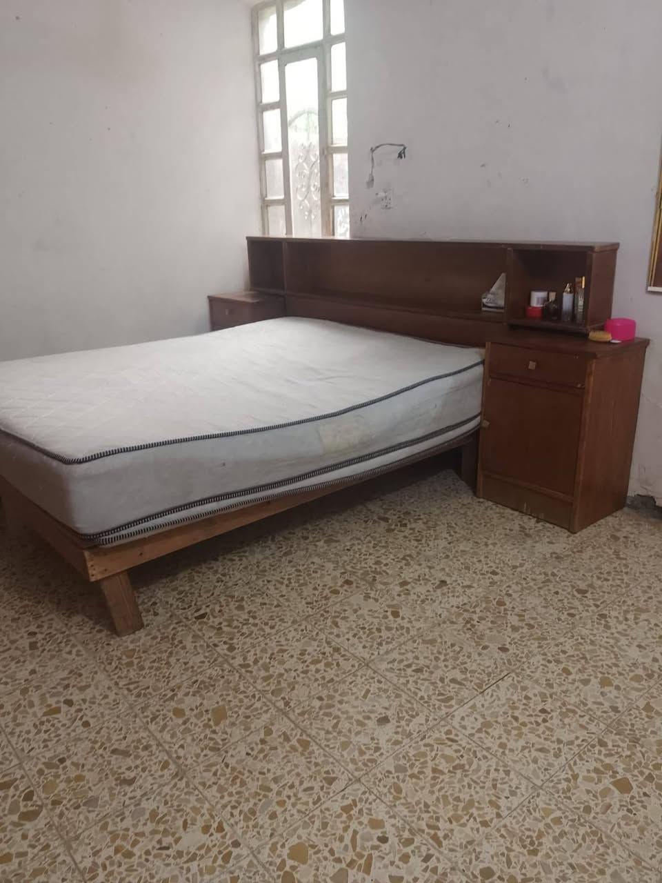 غراض للبيع ***********واتساب
