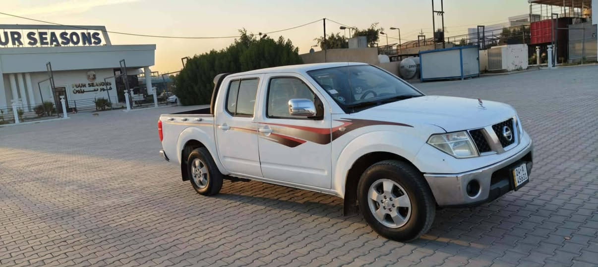 سلام عليكم 
للبيع بيكم نيفارة موديل ٢٠١٢
مصبوغة عام سعر ٧٥ بيهة مجال 
مكان نجف  مبايل ***********

