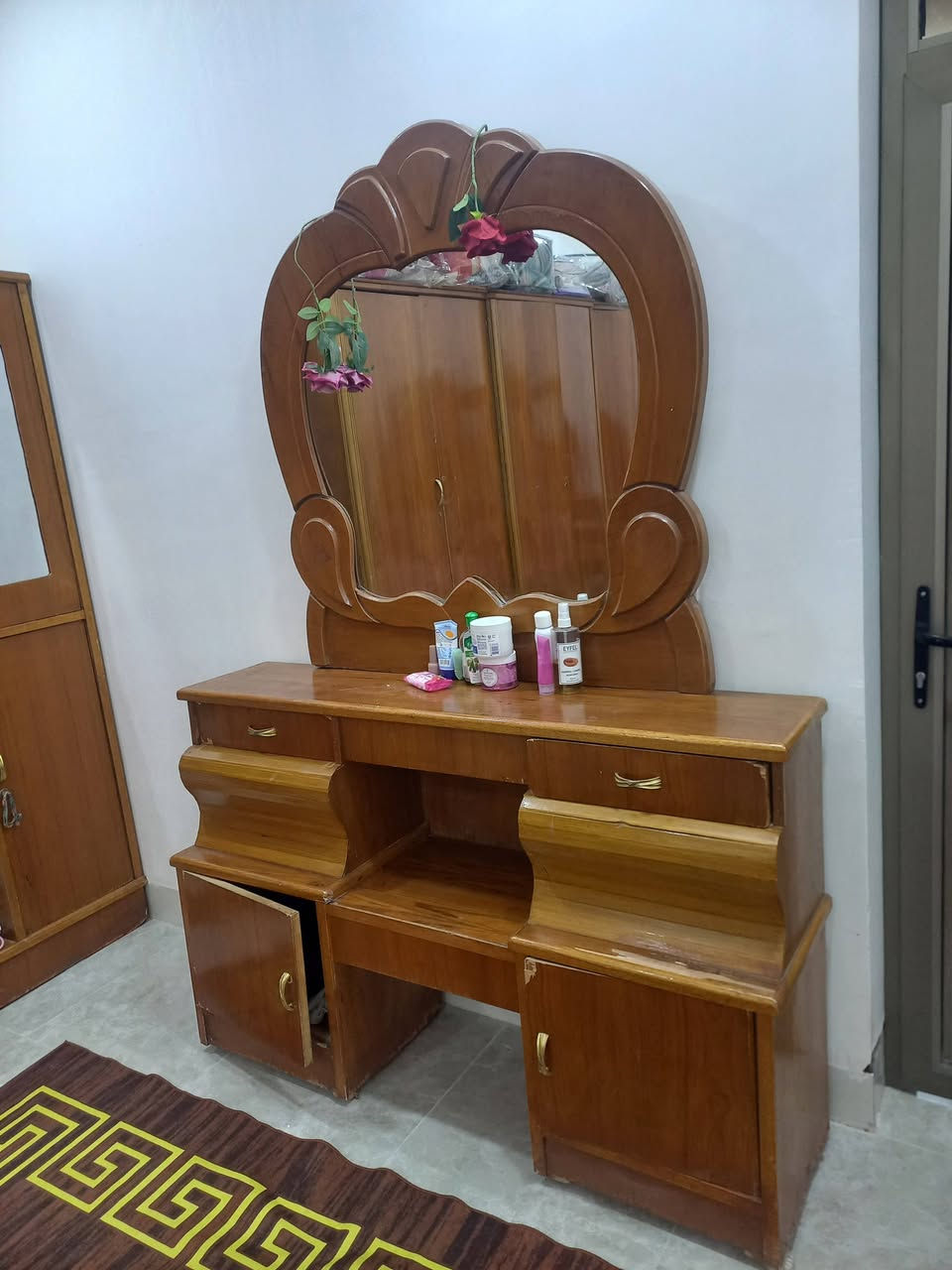 غرفة نوم للبيع المكان بغداد
السعر ٤٠٠ قفل


**إذا كنت صاحب هذا الإعلان وتريد حذفه لأي سبب، رجاءا أرسل رسالة إلى الدعم الفني**