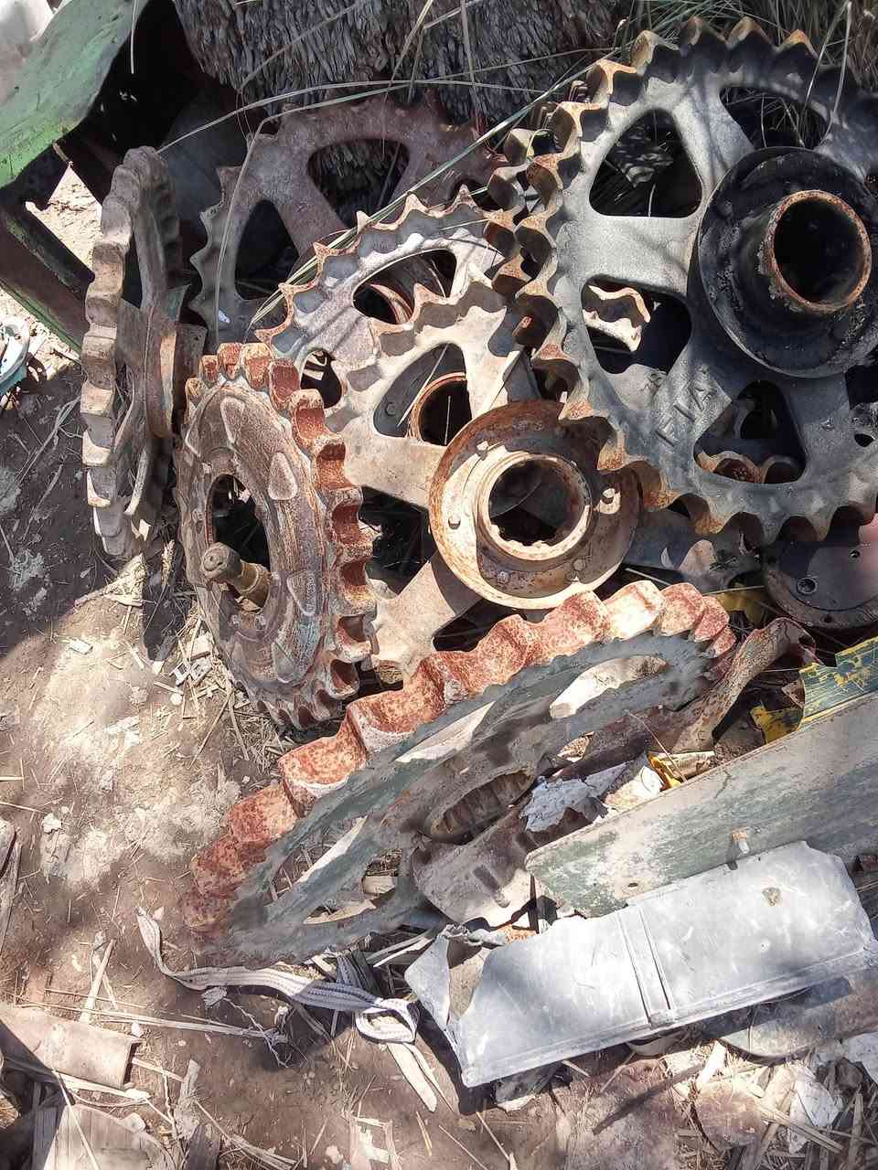 البيع ادوات تفصيخ مكينا اكرفول مع ادوات تفصيخ مكينا فوركسن. كلشي موجود ***********
