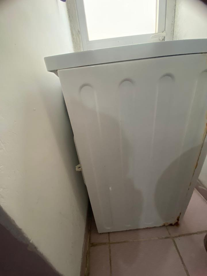 السلام عليكم قيمم ونتفاهم غساله نوع vestel  8 كيلو شغاله ما بيها كل عيب الي تعجبة يتصل ***********
