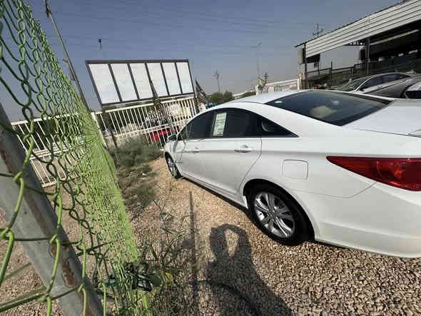 يالله 
سوناته خليجي 2400 
موديل 2011 خمسه كير 
كفاله عامه من كلشي 
ماشيه 170
تريد وكاله تريد تحويل 
مكانه بالحله 
***********
