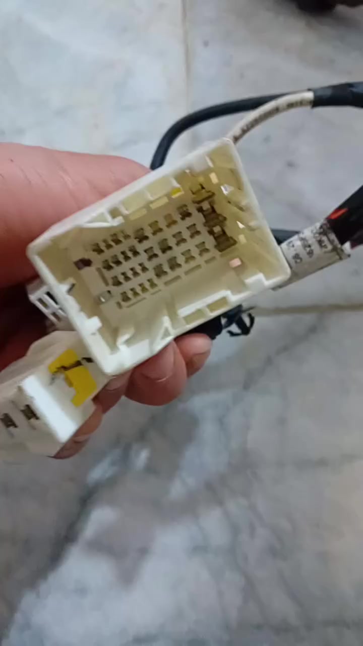 سلام عليكم قاعده للبيع مالت فيوزات مالت سيراتو موديل 2011كامله هيه وكتفاته السعر 75 � 
***********
