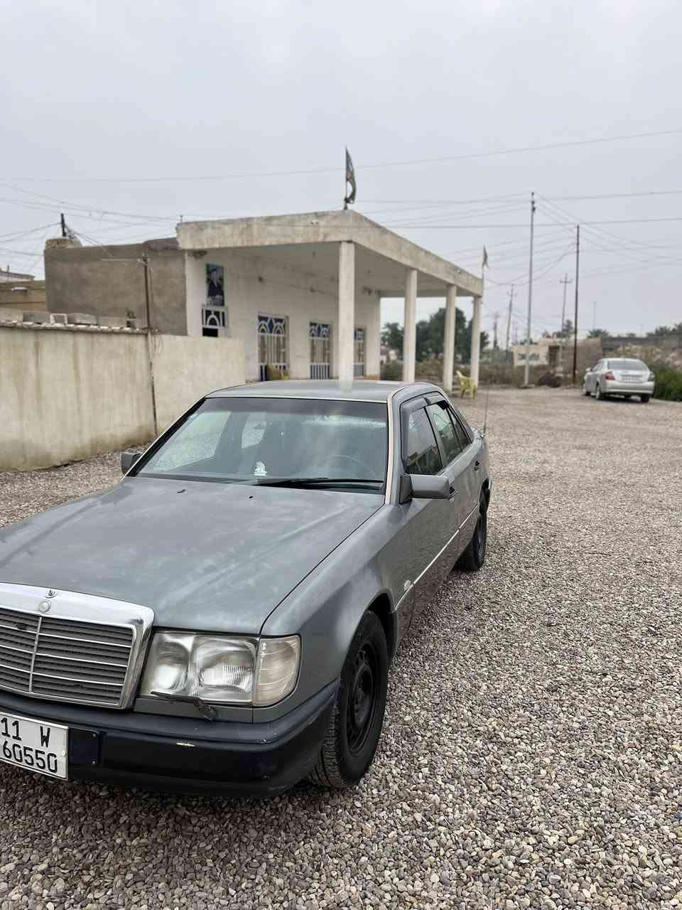 السلام عليكم مارسيدس دب للبيع مديل 89 مكينه 2500   السياره جاهزه من كلشي      السعر 55                                   ***********
