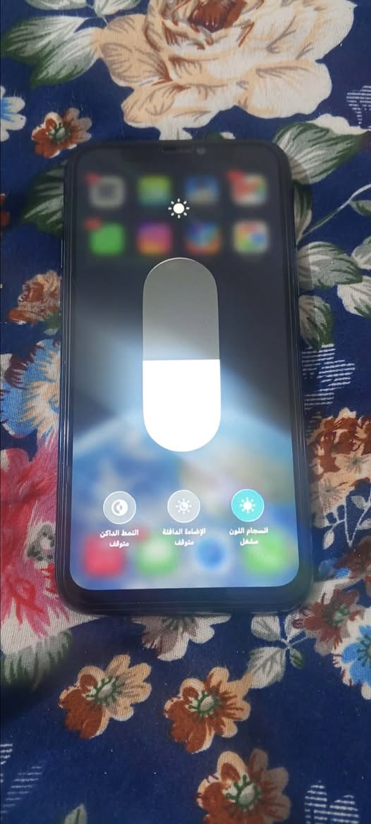11 برو ذاكره 64  بطاريه 76 مستبدل فقط شاشه ٣ خيارات فيس إيدي شغال جهاز نضيف سعره ٢٢٥ وبي مجال***********
