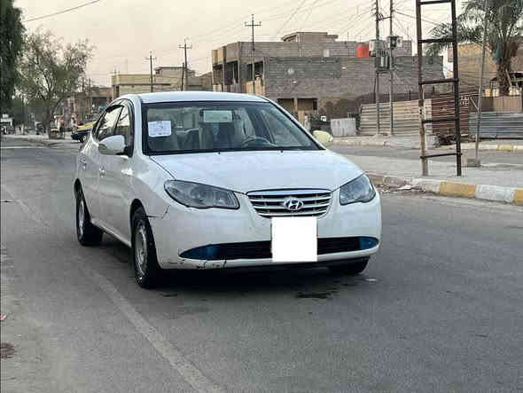 سلام عليكم الالنتره مديل ٢٠١٠ خليجي رقم سليمانيه تحويل ثاني يوم بيها جاملغ امامي وربع جاملغ خلفي العكس  ابيعلك حزام السياره خير من الله صدر تخم تاير كله جديد شاشه كامره مدوشمه ارضيه كشنات قماره السعر ٧٧ وبيها مجال مكاني بغداد الحسينيه الراشديه لاستفسار على ***********
