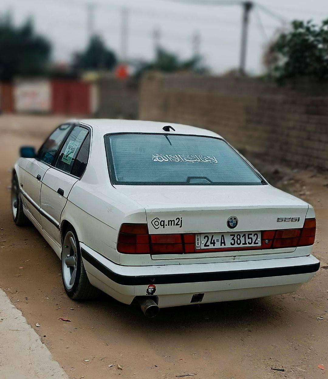 525 اصل وفصل
معجون بلجاملق الوره خفيف
ومرشوشة جمالية كير عادي ومكينة 25 مفتوح. سلايت طكتين شغال  تبريد شغال دواخل حلوه سياره مرتبه حداد 80%  ويل شنايزر الاصلي راعيها بلبصره سنوية ل29 كهربائيات كلها شغالة السياره  فول موصفات جاهزه من كلشي. 
السعر 45. مكاني الزبير*********** /***********
