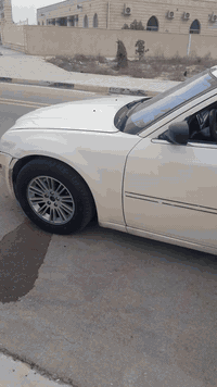 السلام عليكم وبامه البيع مديل 9 مكينه وكير جدد البنيد مبدل وباب الساق تبديل بيهه ملحضات  رقم  بصره وراعيهه يمي شرط التحويل مكاني ام  قصر *********** السعر 95
