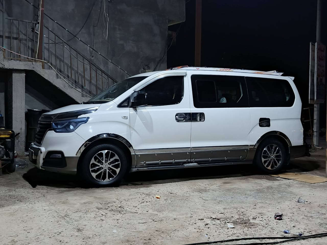 سلام عليكم ستاركس البيع مديل ١٢ معلايه ٢٣ سياره رقم بصره مكينه سبلاين الشراي ينتصل ***********
