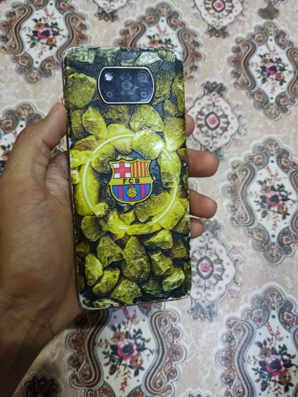 متوفر بوكو اكس 3 برو بي فطر بل شاشه مثل ما موضح ذاكرته 256 البيع ب90 الشراي يتواصل وتساب ***********
